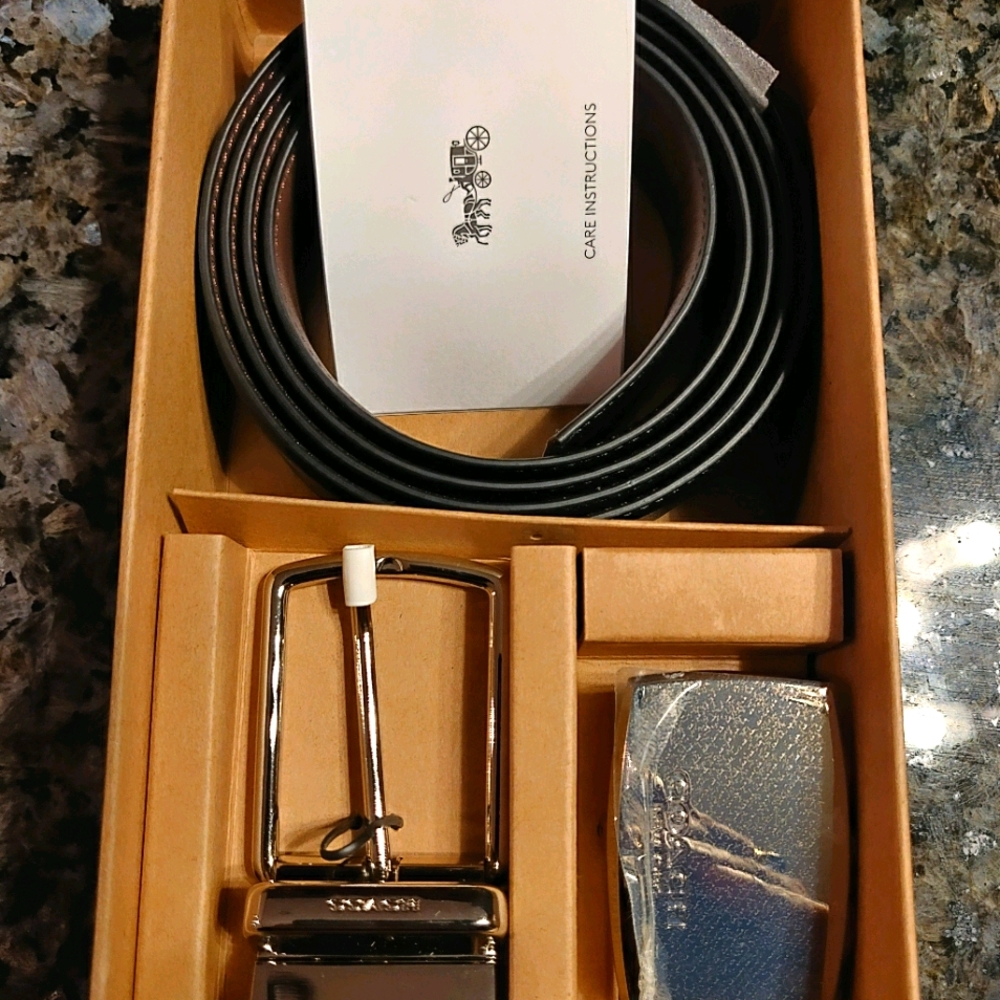 Brand New Coach Newyork Belt Gift set